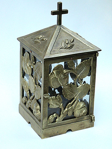 Metalni lampion za grobove l-103.